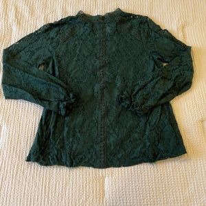 NWOT Cable and Gauge women’s green lace long sleeved shirt size medium